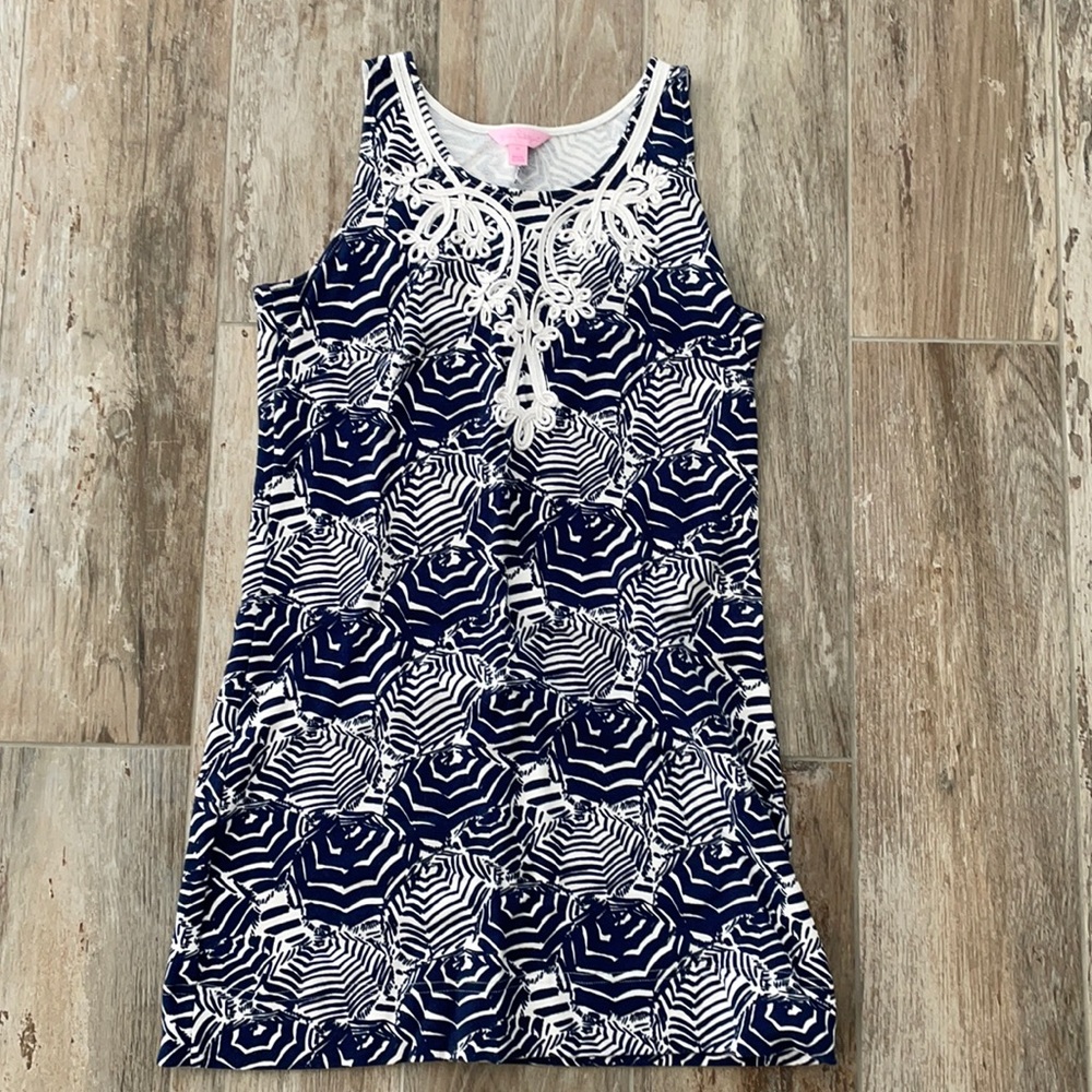 Lilly Pulitzer Navy Shift Dress Size Medium!